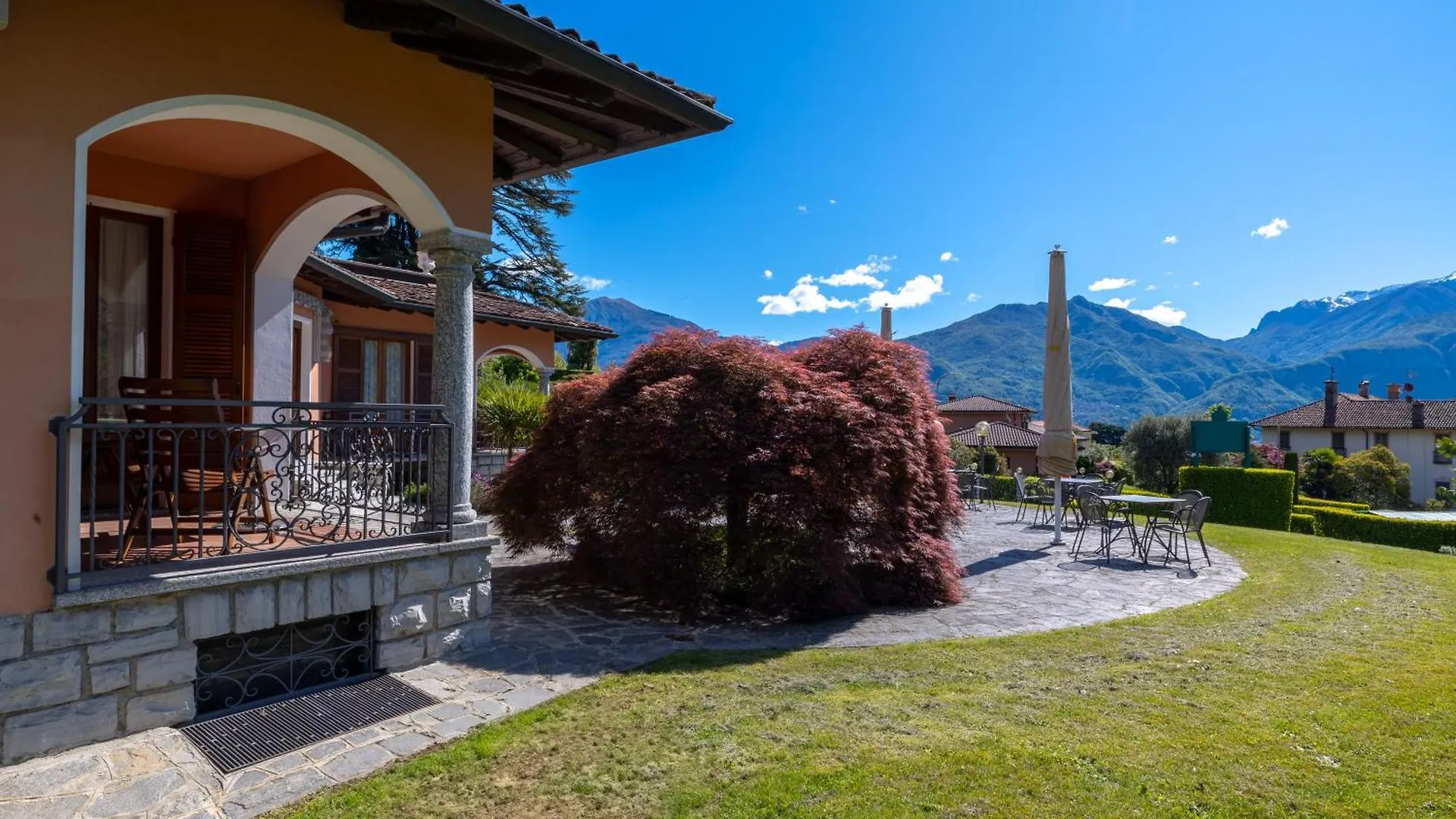 Hotel Royal Menaggio 3*,  Italy