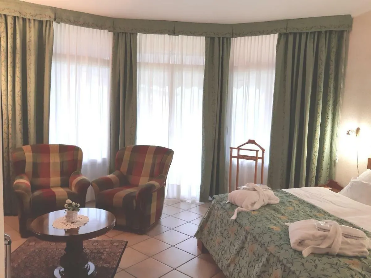 Hotel Royal Menaggio 3*,