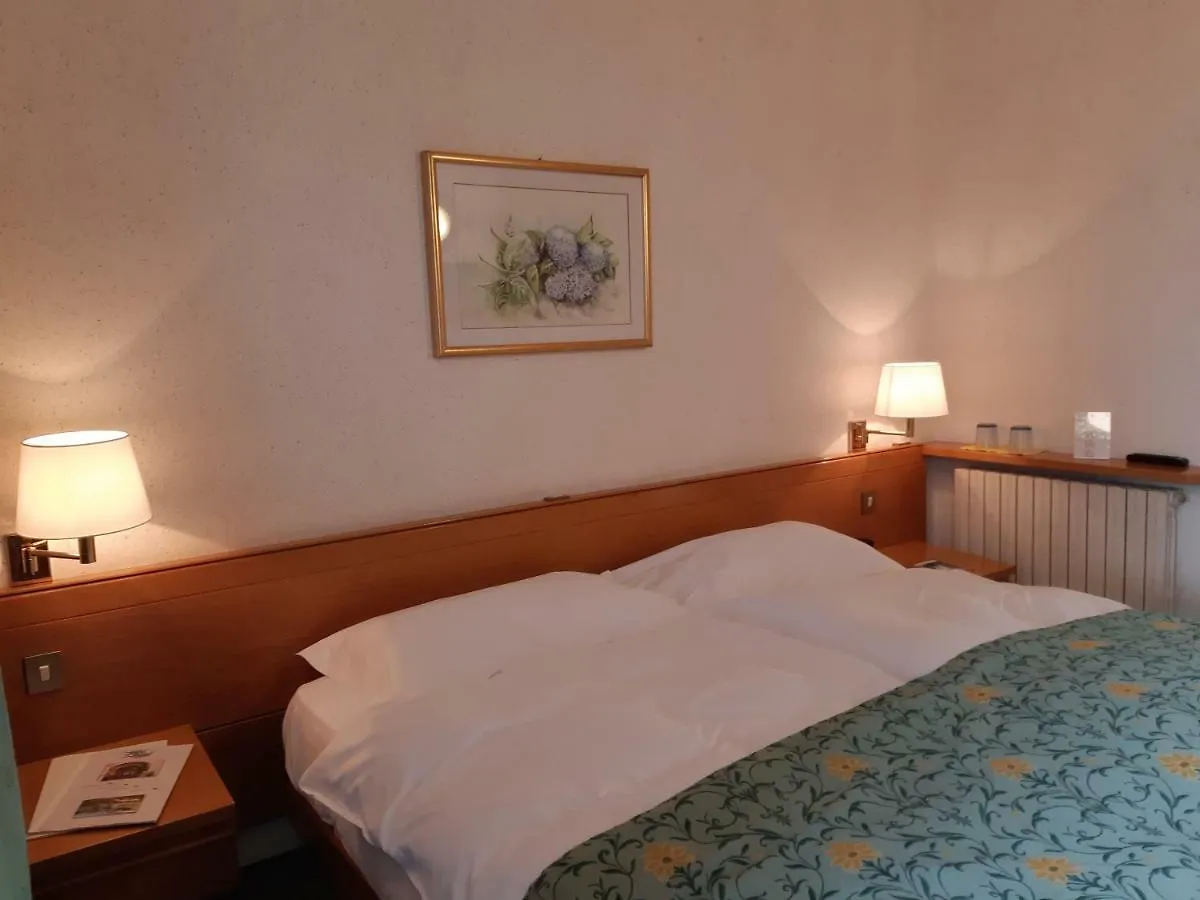 Hotel Royal Menaggio 3*,